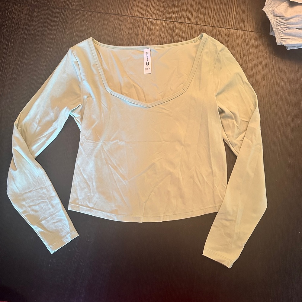 Women's Active Long Sleeve Top